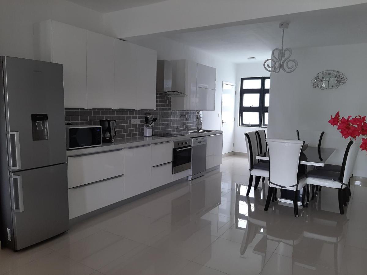 Ti Coco Apartment Pereybere Beach